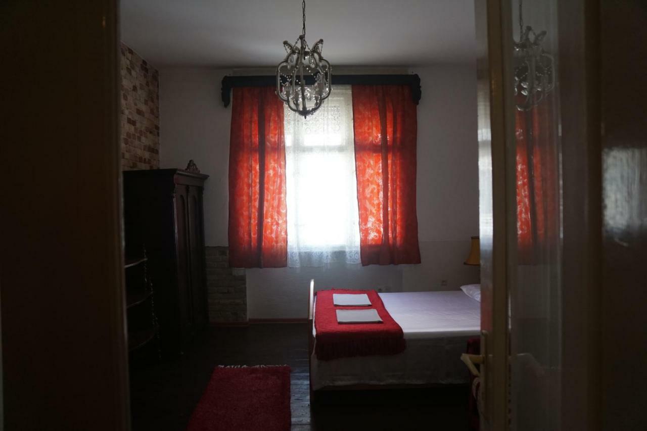 Somborski Salas - Strogi Centar Exterior photo